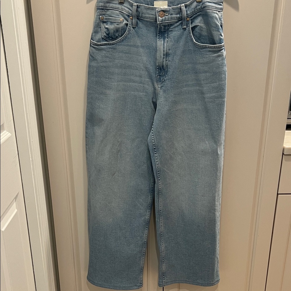 MOTHER woman’s light Blue wash Denim Jean 29/27. 🆕